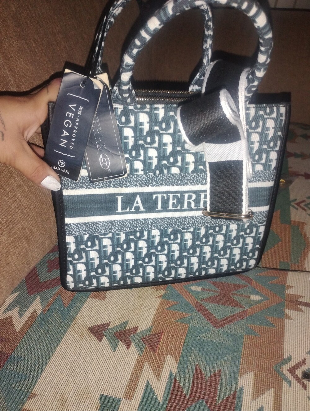 La Terre Tote